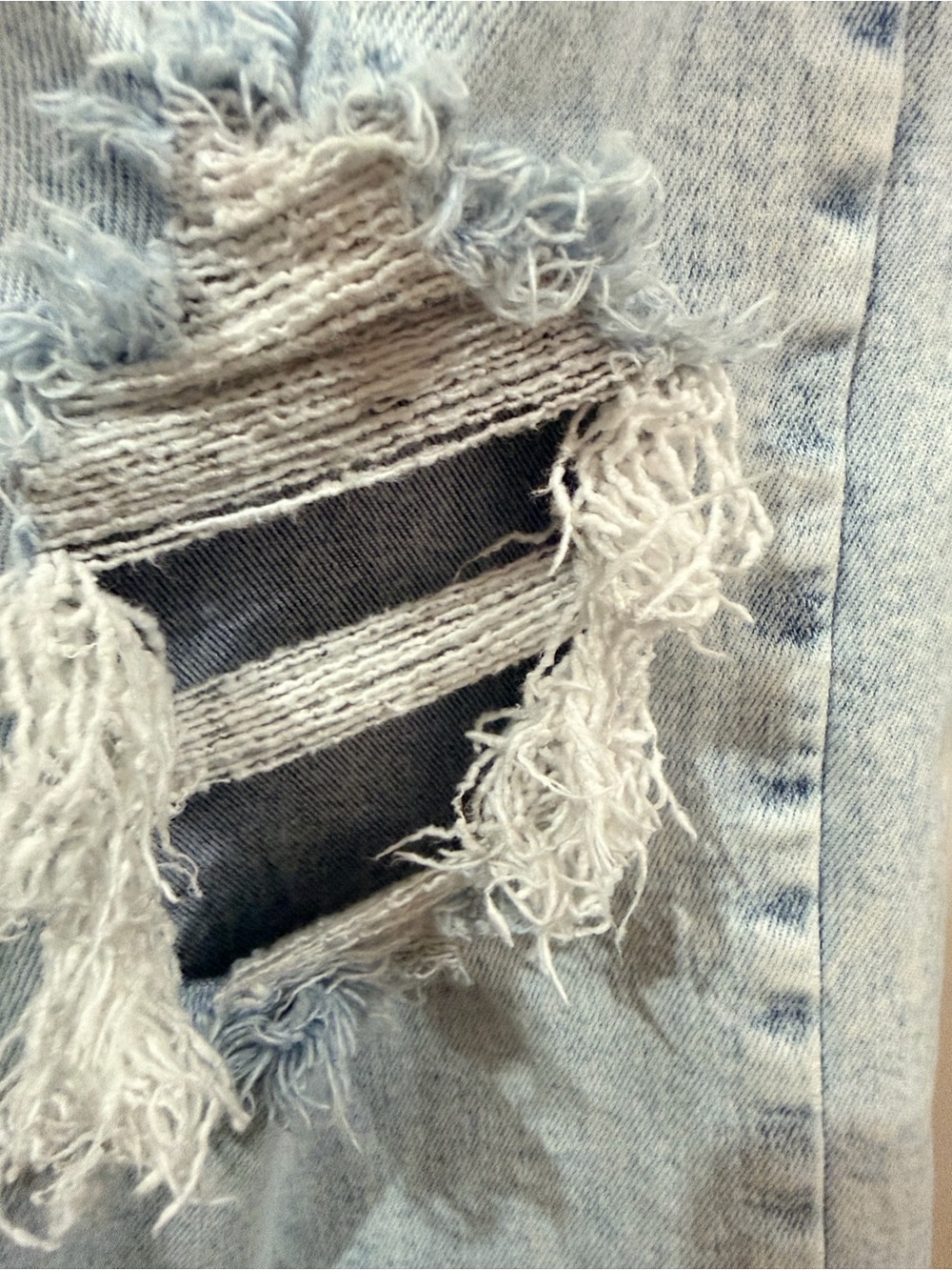 Risen Light Wash Ripped Ankle Jeans - Women's Cropped - Picture 5 of 7